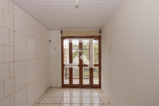 Quarto 3 de casa à venda com 3 quartos, 140m² em Vila Ipiranga, Porto Alegre