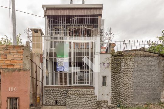 Placa Externa de casa à venda com 3 quartos, 140m² em Vila Ipiranga, Porto Alegre