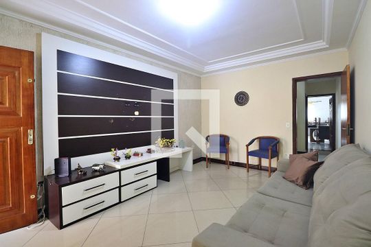 Casa à venda com 4 quartos, 225m² em Vila Curuca, Santo André