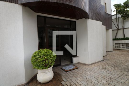 Hall de entrada de apartamento para alugar com 4 quartos, 114m² em Perdizes, São Paulo