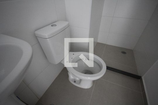 Banheiro de apartamento à venda com 2 quartos, 34m² em Cambuci, São Paulo