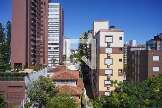 Suíte - Vista de apartamento à venda com 3 quartos, 102m² em Petrópolis, Porto Alegre