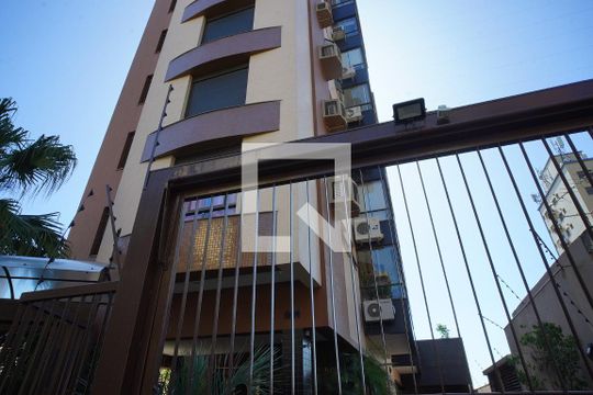 Fachada do Prédio de apartamento à venda com 3 quartos, 102m² em Petrópolis, Porto Alegre