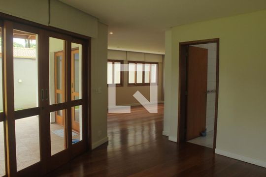 Sala de casa à venda com 4 quartos, 350m² em Jardim Marajoara, São Paulo