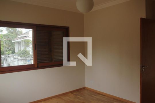 Quarto 2 de casa à venda com 4 quartos, 350m² em Jardim Marajoara, São Paulo