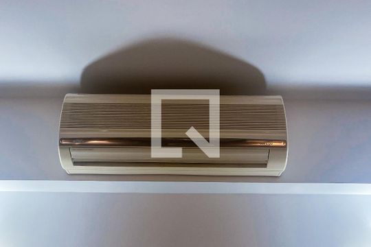 Suíte de apartamento para alugar com 1 quarto, 60m² em Jardim Europa, São Paulo