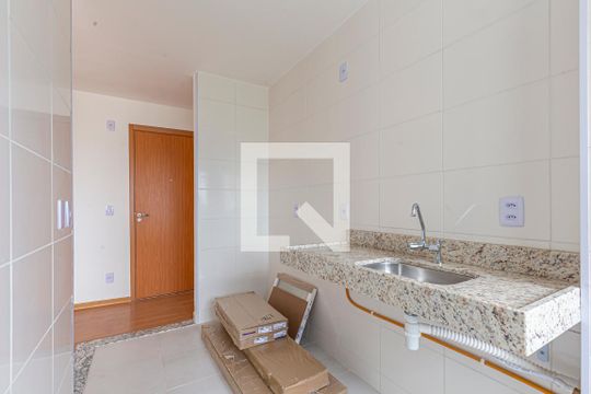 Cozinha de apartamento à venda com 2 quartos, 43m² em Jardim Jamaica, Santo André