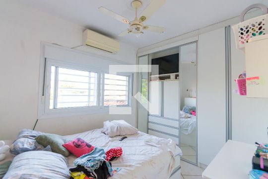 Quarto 1 de casa à venda com 3 quartos, 170m² em Teresópolis, Porto Alegre