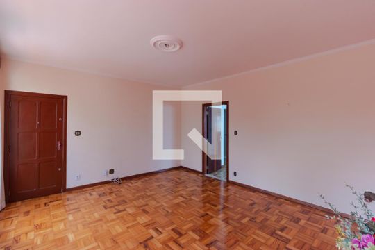 Sala de Estar de casa à venda com 2 quartos, 137m² em Parque São Quirino, Campinas