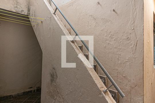 Área externa de casa para alugar com 1 quarto, 50m² em Vila Ré, São Paulo