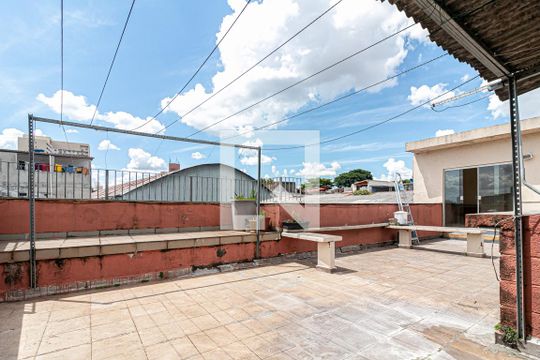 Área externa de casa para alugar com 1 quarto, 50m² em Vila Ré, São Paulo