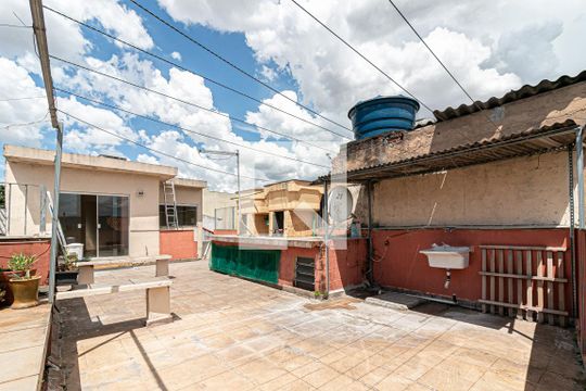 Área externa de casa para alugar com 1 quarto, 50m² em Vila Ré, São Paulo