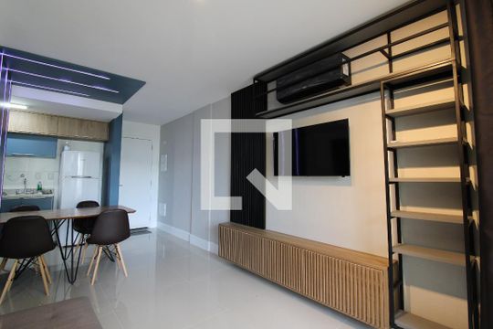 Sala  de apartamento à venda com 1 quarto, 40m² em Freguesia (jacarepaguá), Rio de Janeiro