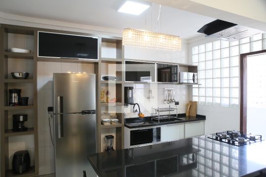 Sala / Cozinha de apartamento para alugar com 1 quarto, 60m² em Canto do Forte, Praia Grande