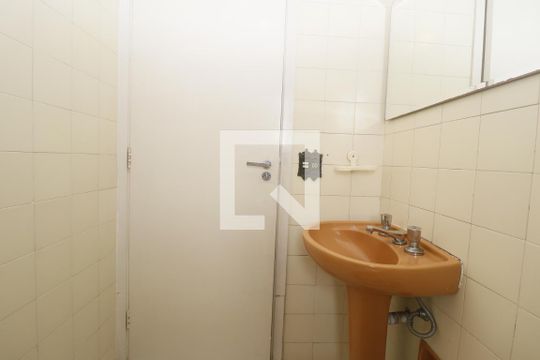 Banheiro da Suíte de apartamento à venda com 4 quartos, 96m² em Jardim das Laranjeiras, São Paulo