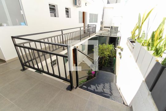 Área Comum de casa para alugar com 1 quarto, 30m² em Vila Invernada, São Paulo