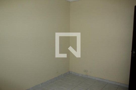 Quarto de casa para alugar com 1 quarto, 40m² em Jardim Guarapiranga, São Paulo