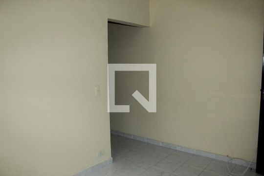 Sala de casa para alugar com 1 quarto, 40m² em Jardim Guarapiranga, São Paulo