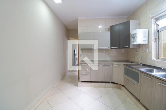 cozinha de apartamento para alugar com 2 quartos, 90m² em Brás, São Paulo