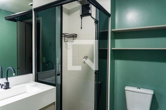 Banheiro de kitnet/studio à venda com 1 quarto, 28m² em Mirandópolis, São Paulo