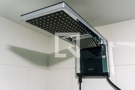 Banheiro Detalhe de kitnet/studio à venda com 1 quarto, 28m² em Mirandópolis, São Paulo