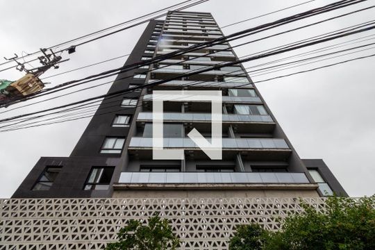 Fachada de apartamento para alugar com 1 quarto, 25m² em Vila Olímpia, São Paulo