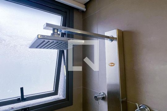 Banheiro de apartamento para alugar com 1 quarto, 25m² em Vila Olímpia, São Paulo