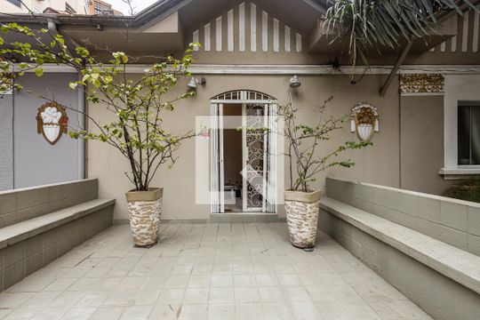 Varanda do Quarto 1 de casa à venda com 5 quartos, 440m² em Jardim Paulista, São Paulo