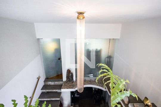 Entrada 2 de casa à venda com 5 quartos, 440m² em Jardim Paulista, São Paulo