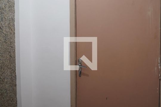 Lavabo de casa para alugar com 3 quartos, 198m² em Jardim Santa Rosália, Sorocaba
