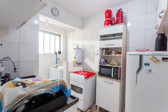 Cozinha de apartamento à venda com 2 quartos, 48m² em Aclimação, São Paulo