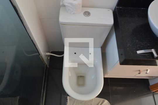 Banheiro de apartamento à venda com 2 quartos, 48m² em Pechincha, Rio de Janeiro