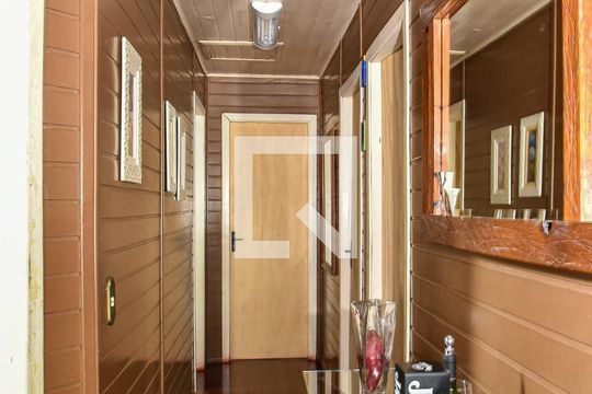 Corredor de casa à venda com 3 quartos, 130m² em Rubem Berta, Porto Alegre