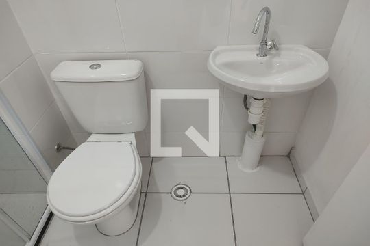 Banheiro  de apartamento à venda com 2 quartos, 60m² em Anil, Rio de Janeiro