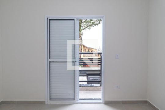 Suíte 2 de casa para alugar com 2 quartos, 85m² em Jardim do Colégio (zona Norte), São Paulo