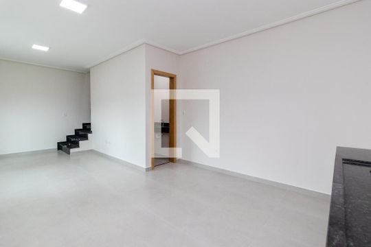Cozinha de casa para alugar com 2 quartos, 85m² em Jardim do Colégio (zona Norte), São Paulo