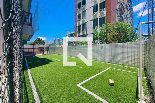 Quadra de apartamento à venda com 3 quartos, 77m² em Cachambi, Rio de Janeiro