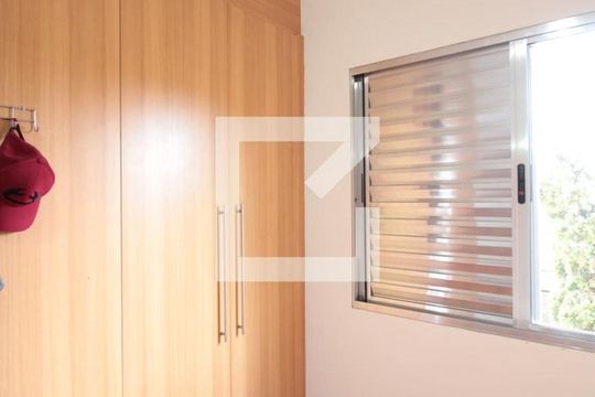 Closet de casa à venda com 4 quartos, 450m² em Itapoã, Belo Horizonte