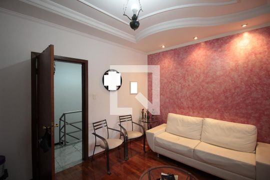 Sala de casa à venda com 4 quartos, 450m² em Itapoã, Belo Horizonte
