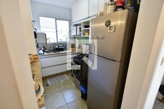 Cozinha de casa de condomínio para alugar com 2 quartos, 81m² em Chácara Primavera, Campinas