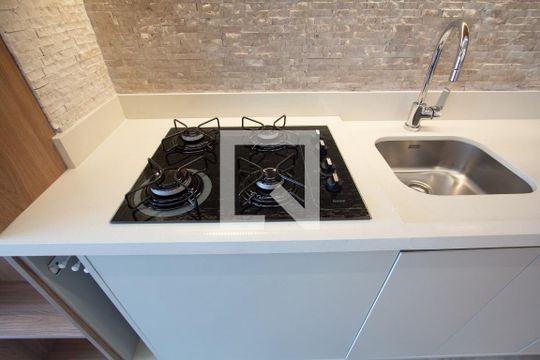Cozinha de apartamento à venda com 1 quarto, 64m² em Indianópolis, São Paulo