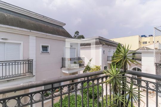 Sacada da Suíte de casa de condomínio à venda com 3 quartos, 205m² em Jardim Avelino, São Paulo