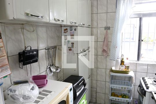 Cozinha de apartamento à venda com 2 quartos, 48m² em Vila Sílvia, São Paulo