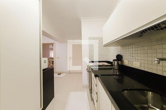 Cozinha - Armários de apartamento para alugar com 4 quartos, 115m² em Vila Maia, Guarujá