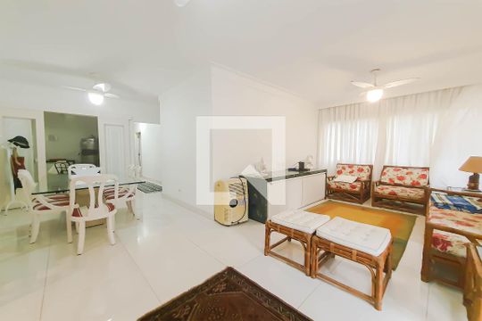 Sala de apartamento para alugar com 4 quartos, 115m² em Vila Maia, Guarujá