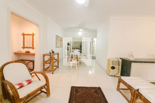 Sala de apartamento para alugar com 4 quartos, 115m² em Vila Maia, Guarujá