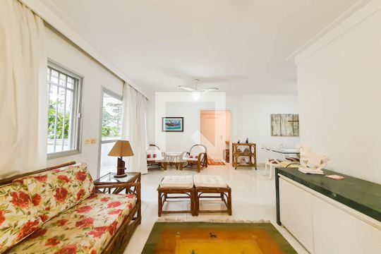 Sala de apartamento para alugar com 4 quartos, 115m² em Vila Maia, Guarujá