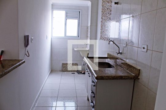 Cozinha de apartamento à venda com 2 quartos, 48m² em Vila Princesa Isabel, São Paulo