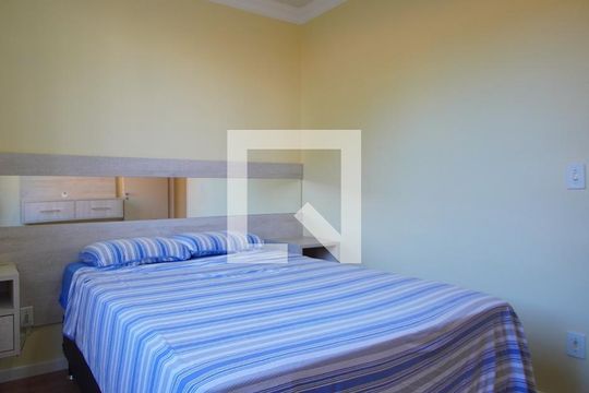Quarto 1 de apartamento à venda com 2 quartos, 45m² em Protásio Alves, Porto Alegre