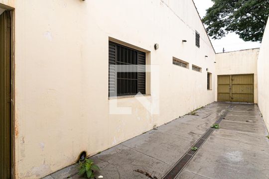 Garagem de casa à venda com 4 quartos, 312m² em Vila Dalila, São Paulo